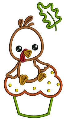 Cute Little Turkey Sitting On The Cupcake Thanksgiving Applique Machine Embroidery Design Digitized Pattern
