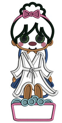 Lady In The Spa Applique Machine Embroidery Design Digitized Pattern