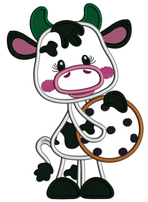 Little Cow Holding a Cookie Applique Machine Embroidery Design Digitized Pattern
