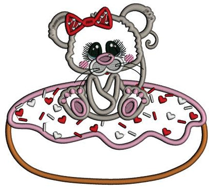 Cute Little Mouse Sitting Inside The Donut Valentine's Day Love Applique Machine Embroidery Design Digitized Pattern