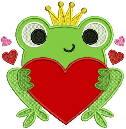 King Frog Holding Big Heart Applique Machine Embroidery Design Digitized Pattern