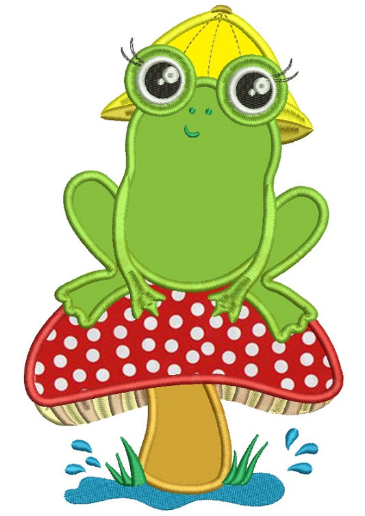 Little Frog on a Mushroom Applique Machine Embroidery Digitized Design Pattern